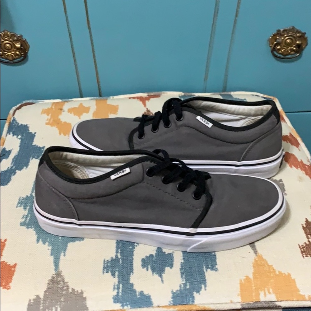 Vans Shoes 👟Unisex: Men’s Size 8.5, Women’s 10